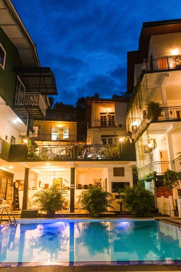 Hotel Riverside 3*
