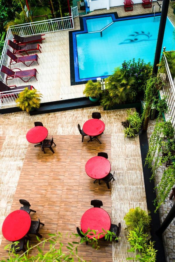 Hotel Riverside 3*